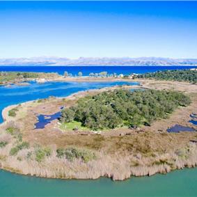 8 Bedroom villa with pool & seaview, near Acharavi, sleeps 16-18